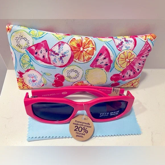 Frye and Co. NWT Rectangle Sunglasses in Neon Pink 🕶️💖